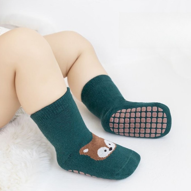 جوارب أطفال مضادة للانزلاق من  - مراجعة Gripper Foot Walking وسعره